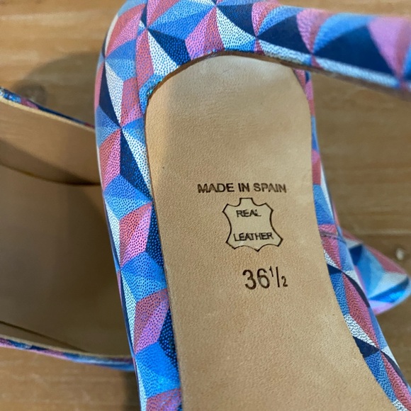 LK Bennett Geometric Heels - Picture 4 of 7